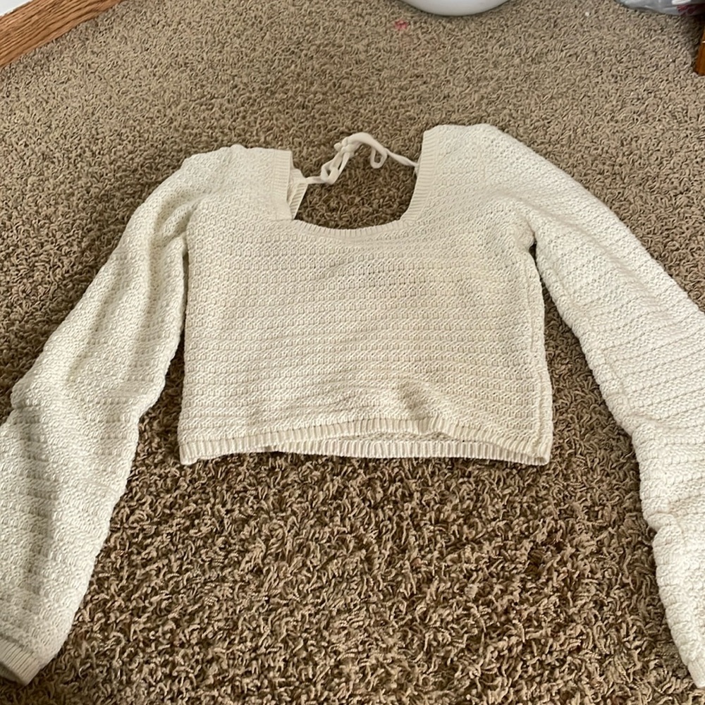 Hollister sweater